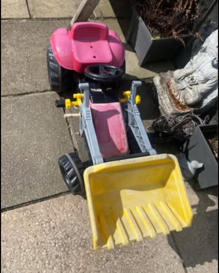 Ride on pedal tractor red garden toys with bucket
