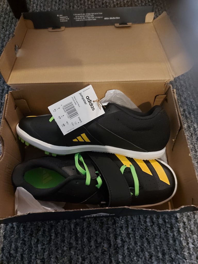 image for Brand new still boxed Adidas size 9 mens Athletic Jump Star Trainers