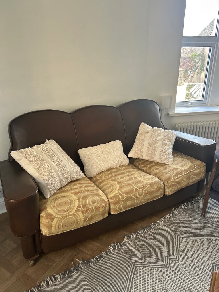 image for 3 seater sofa vintage 