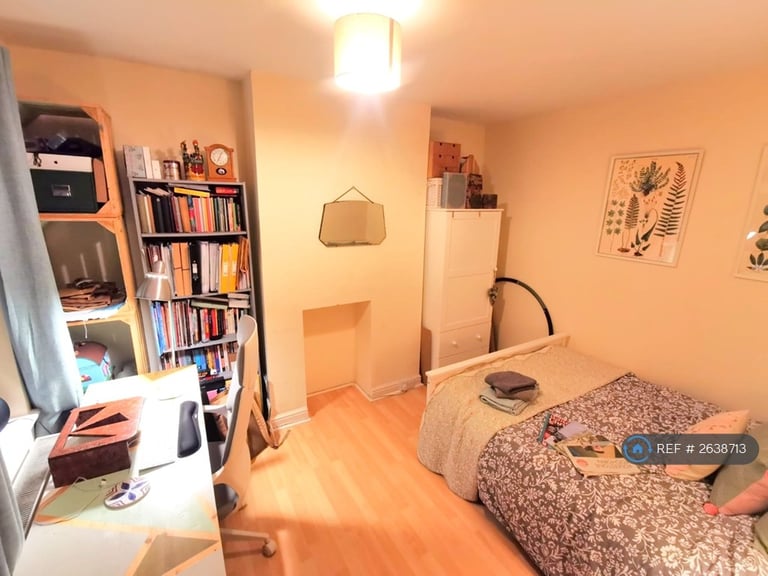 2 bedroom house in Shaftesbury Avenue, Folkestone, CT19 (2 bed) (#2638713)