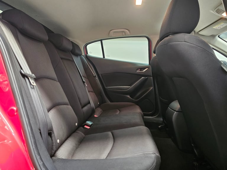 2015 Mazda Mazda3 2.0 SE-L Nav 5dr HATCHBACK Petrol Manual