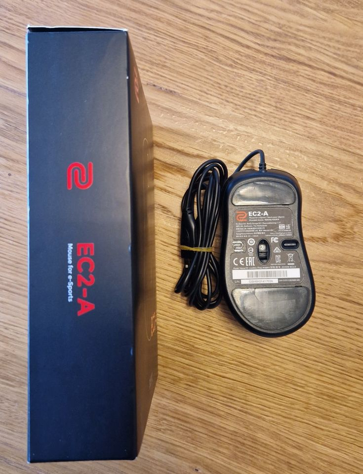 Zowie EC2-A Right Handed Gaming Mouse - (USB/Black/3200dpi/5 Buttons)