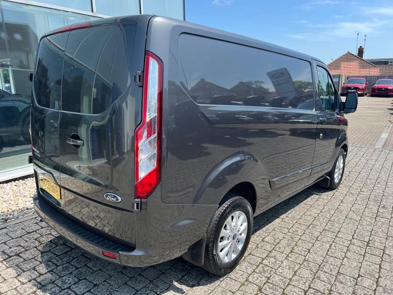 2022 Ford Transit Custom 2.0 EcoBlue 130ps Low Roof Limited Van PANEL VAN DIESEL Manual