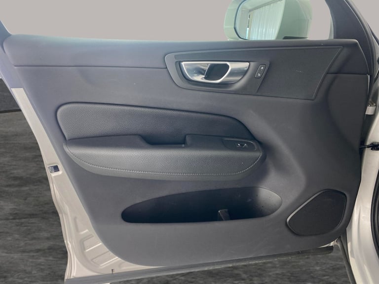 2021 Volvo XC60 2.0h T6 Recharge 11.6kWh Inscription Expression SUV 5dr Petrol Plug-in Hybr Suv P...