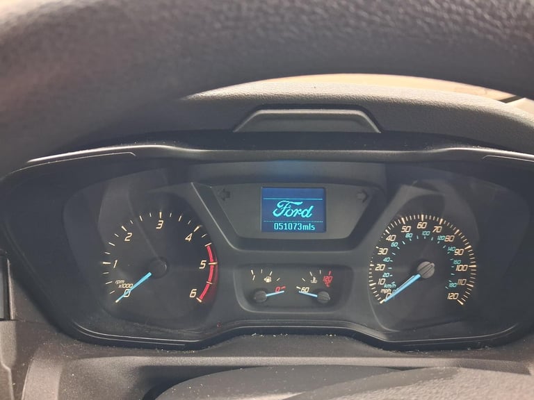 Ford Transit 2.0TDCI 130PS L4 RWD DRW LUTON TAIL-LIFT 130PS EURO 6