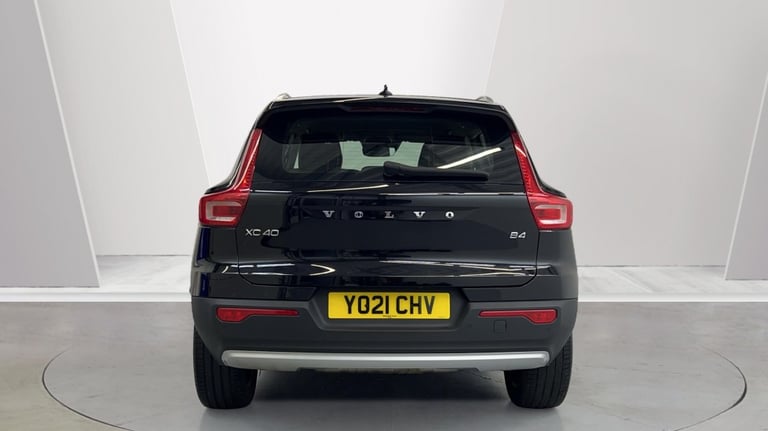 2021 Volvo XC40 Inscription, B4 mild hybrid (Rear Camera,  Black Leather Interior) Estate Petrol ...