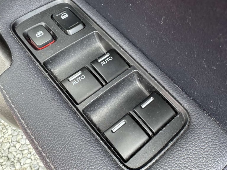 2011 Honda CR-V 2.0 CR-V EX i-VTec Auto 4WD 5dr SUV Petrol Automatic