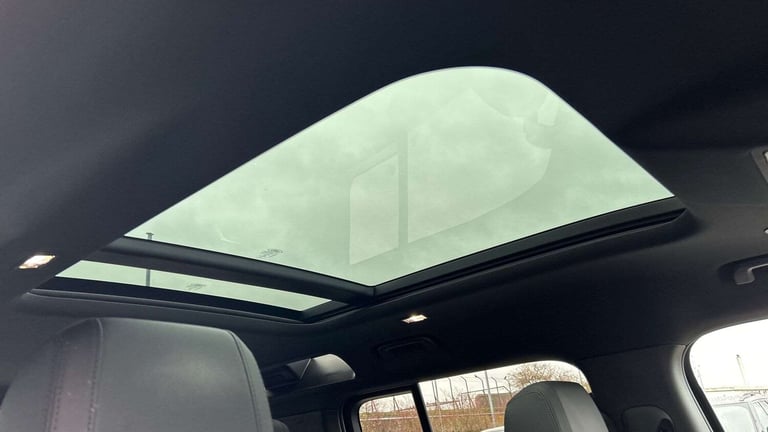  Land Rover Defender 3.0 D250 X-Dynamic SE 110 5dr Auto SUV Diesel Automatic