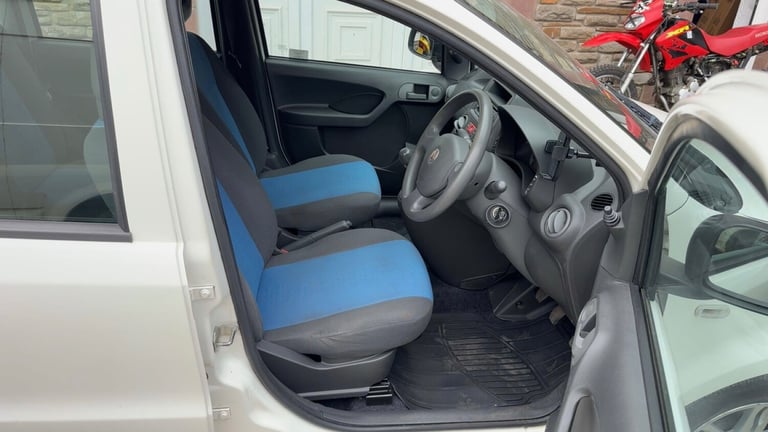 2011 Fiat Panda 1.2 [69] MyLife 5dr HATCHBACK Petrol Manual - Image 11