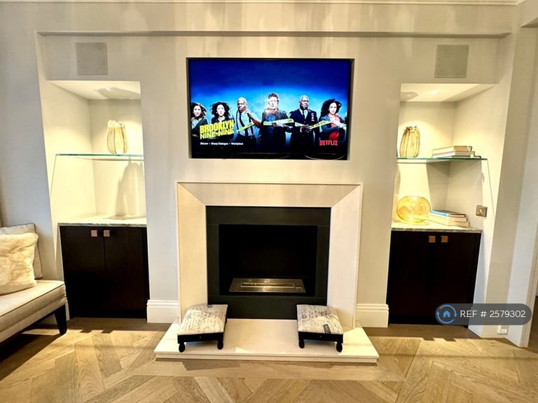 4 bedroom flat in Chiltern Court, London, NW1 (4 bed) (#2579302)