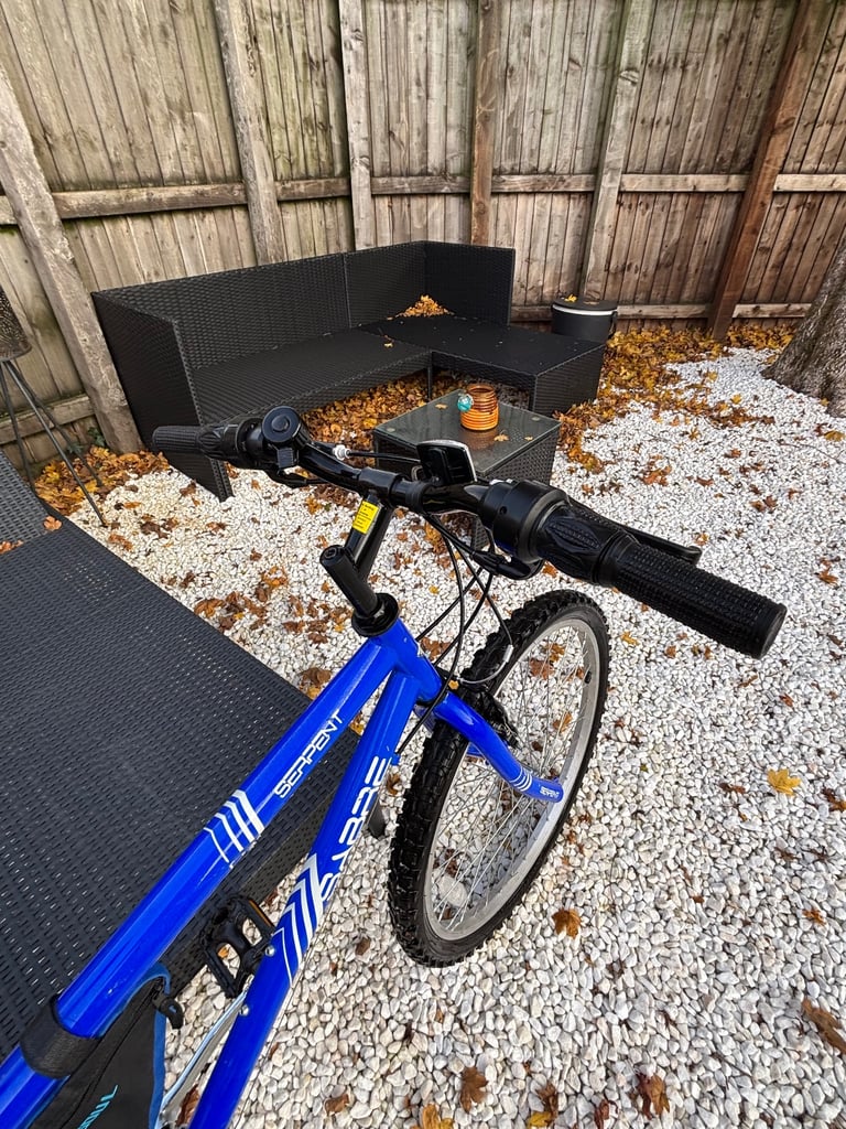 Child’s Lightweight SABRE Mountain Bike (Fantastic Condition)