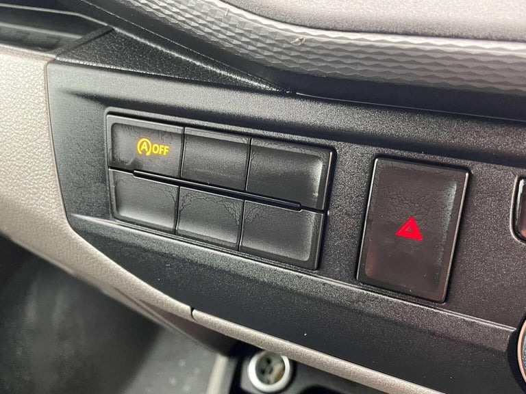 VOLKSWAGEN TRANSPORTER 2.0 TDI T28 Startline FWD LWB Euro 6 (s/s) 5dr 2021