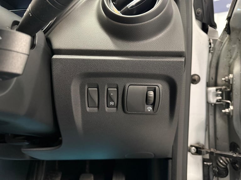 2017 Renault Captur 1.5 dCi ENERGY Dynamique S Nav Euro 6 (s/s) 5dr HATCHBACK Diesel Manual