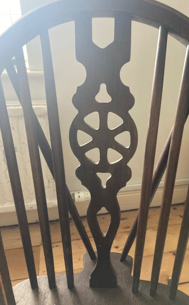 4 Vintage Jaycee Windsor Wheelback Dark Oak Dining Chairs