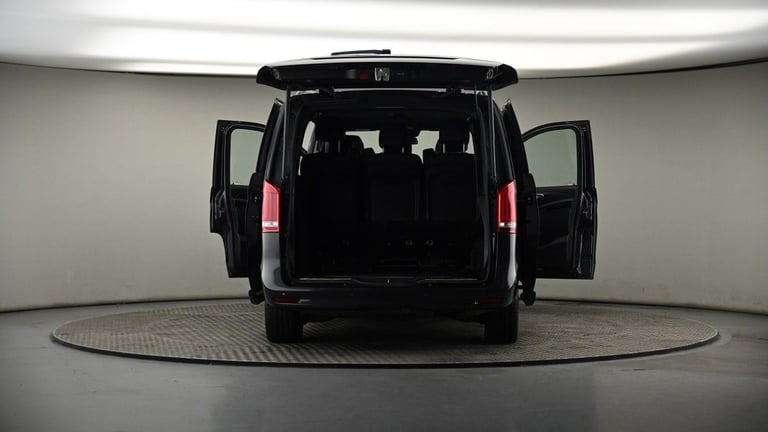 2023 Mercedes-Benz V-Class 2.0 V300d AMG Line MPV 5dr Diesel G-Tronic+ Euro 6 (s/s) XLWB (237 ps)...