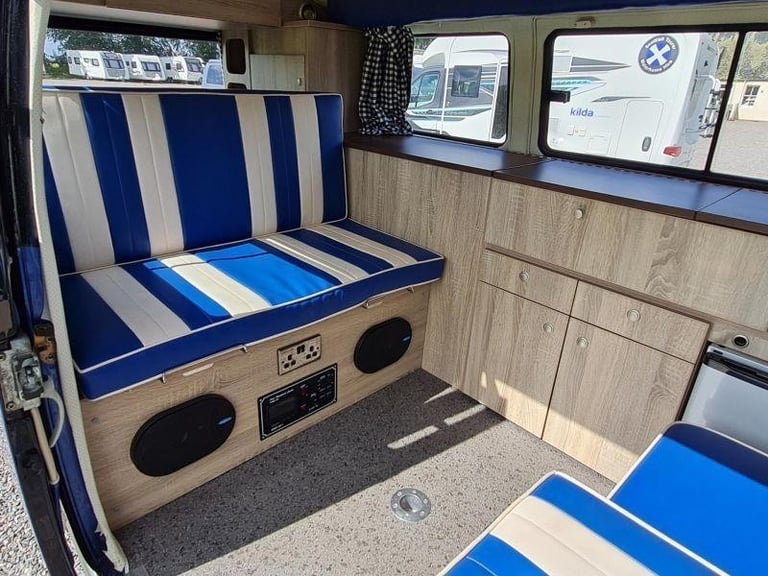 Volkswagen T2 Campervan