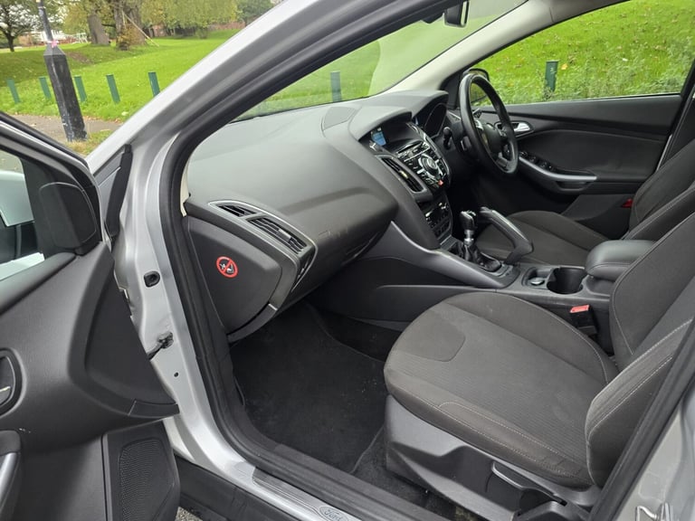 2011 Ford Focus 1.6 EcoBoost Titanium 5dr HATCHBACK Petrol Manual