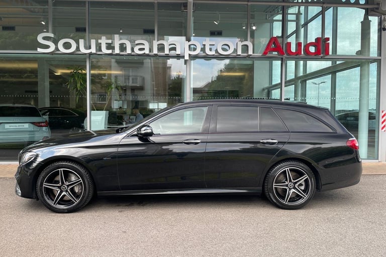  Mercedes-Benz E-Class 2.0 E300de 13.5kWh AMG Line (Premium Plus) Estate 5dr Diesel Plug-in Hybri...