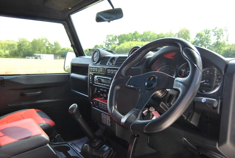 2015 Land Rover Defender XS Station Wagon TDCi [2.2] WINDOW VAN DIESEL Manual