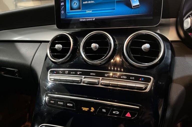 2018 Mercedes-Benz C Class C200 SE 4dr 9G-Tronic- Parking Sensors &amp; Camera SEMI-AUTO Saloon P...