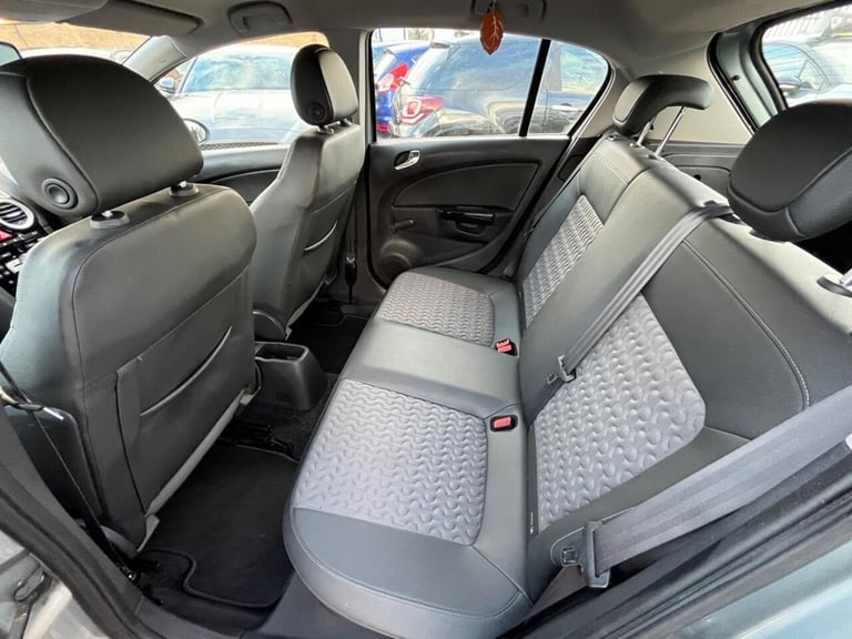 2014 Vauxhall Corsa 1.4 16V SE Euro 5 5dr Hatchback Petrol Manual