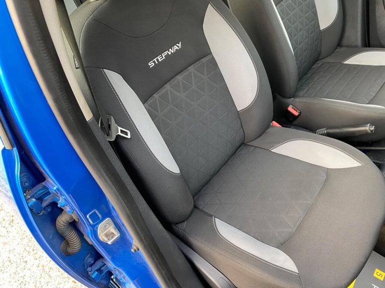 2014 Dacia Sandero Stepway 0.9 TCe Laureate 5dr HATCHBACK PETROL Manual