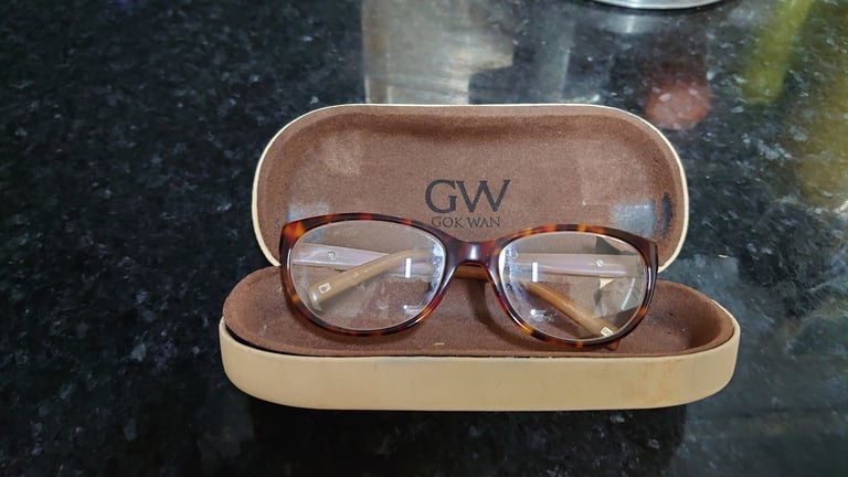 VINTAGE DESIGNER GOK WAN READING GLASSES FRAMES – Faux Tortoiseshell