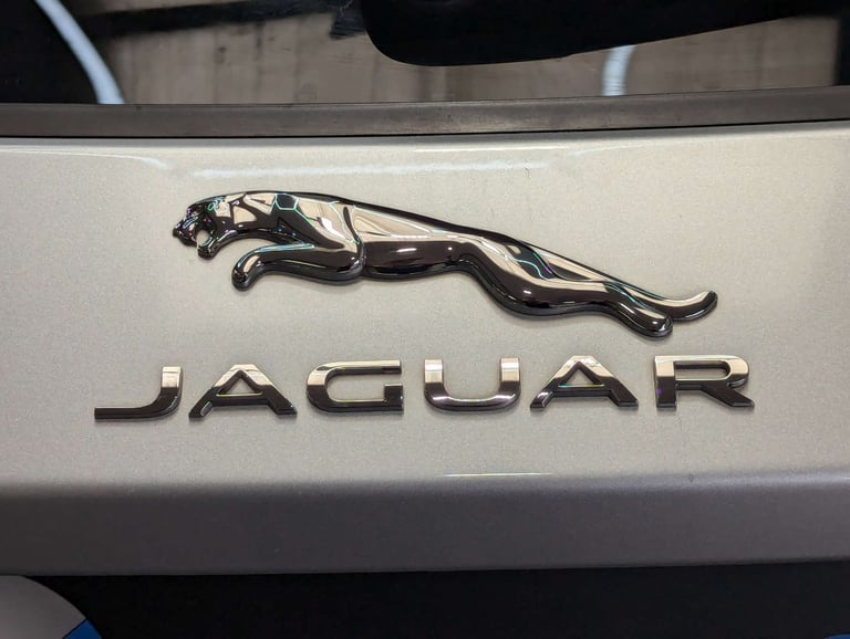2018 Jaguar E-Pace 2.0 E-Pace R-Dynamic SE D AWD Auto 4WD 5dr SUV Diesel Automatic