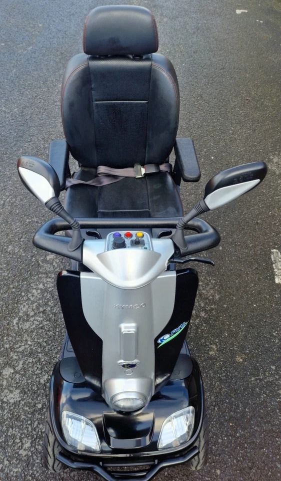 KYMCO MAXI XLS 8MPH Mobility Scooter SERVICED Excellent Condition NEW BATTERIES