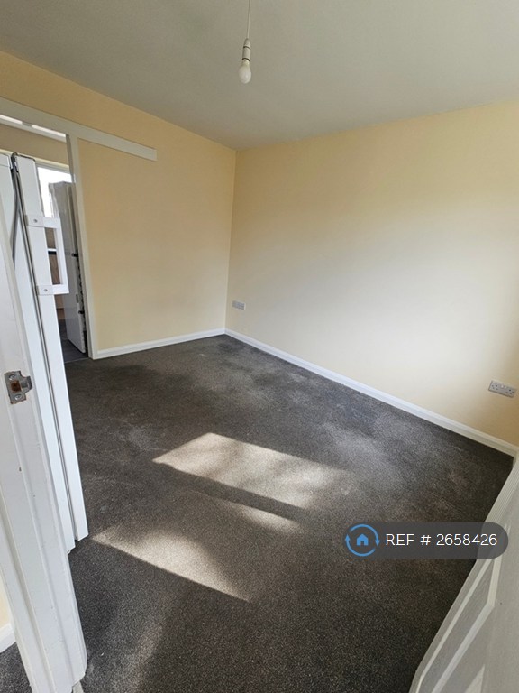 4 bedroom house in Church Street, Bexhill-On-Sea, TN40 (4 bed) (#2658426)