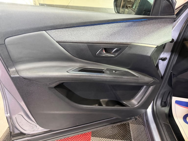 2019 Peugeot 3008 1.2 PureTech Allure Euro 6 (s/s) 5dr HATCHBACK Petrol Manual