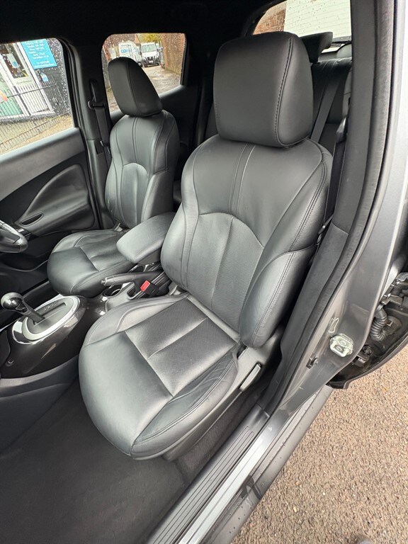 2017 Nissan Juke TEKNA XTRONIC Hatchback Petrol Automatic