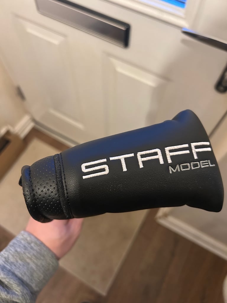 image for Wilson 8802 putter 