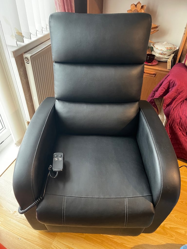 image for Riser/Recliner Chair
