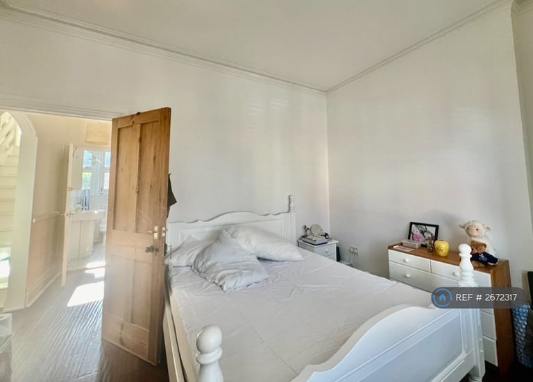 1 bedroom in Alington Road, Bournemouth, BH3 (#2672317)