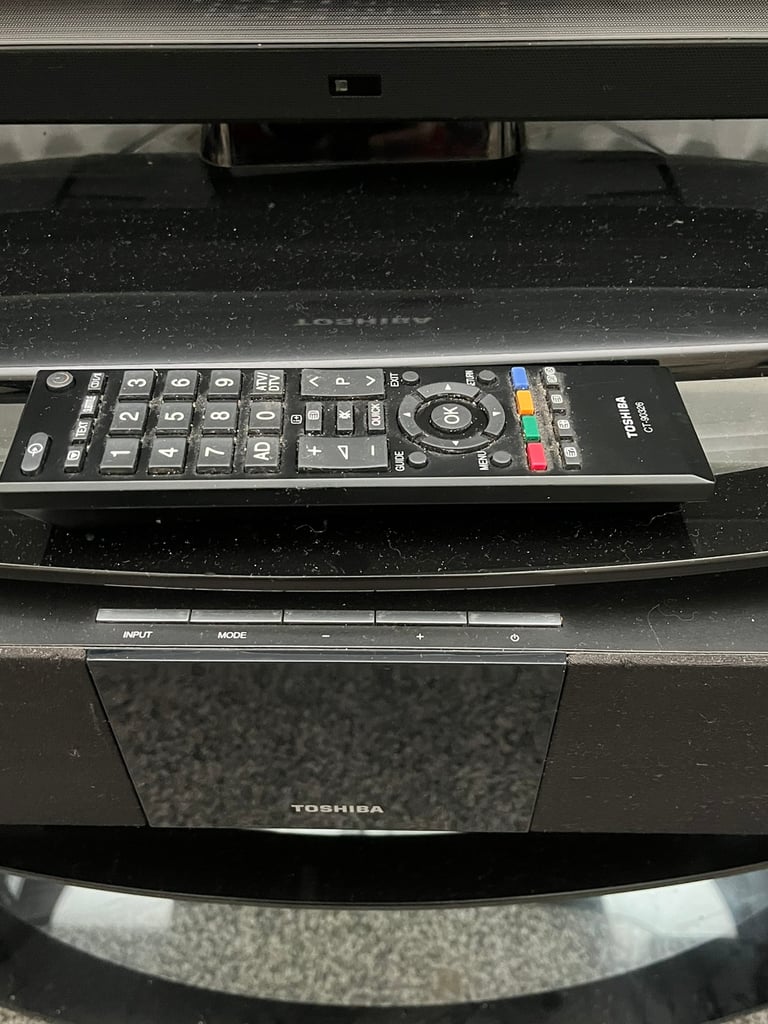 Toshiba 38 Inch Tv with Soundbar and TV stand