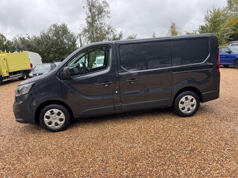 2022 Renault Trafic SL28 Blue dCi 130 Business Van PANEL VAN DIESEL Manual