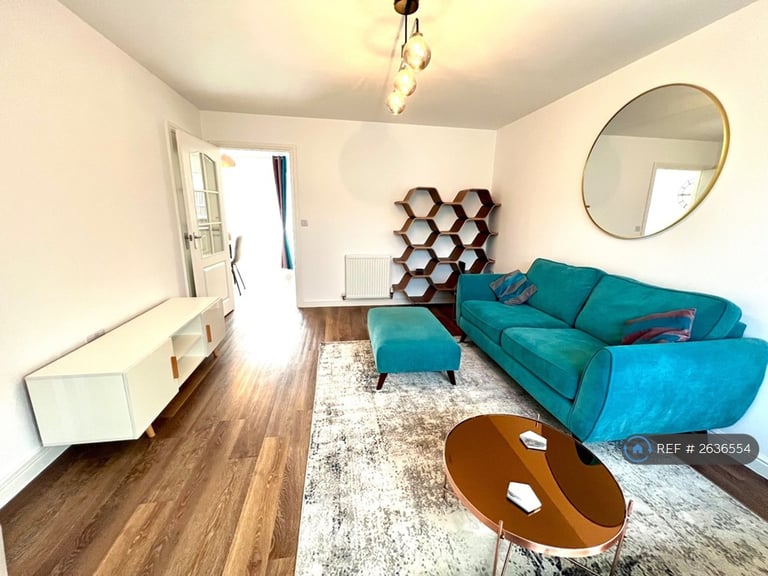 3 bedroom house in Admiral Way, Leamington Spa, CV31 (3 bed) (#2636554)