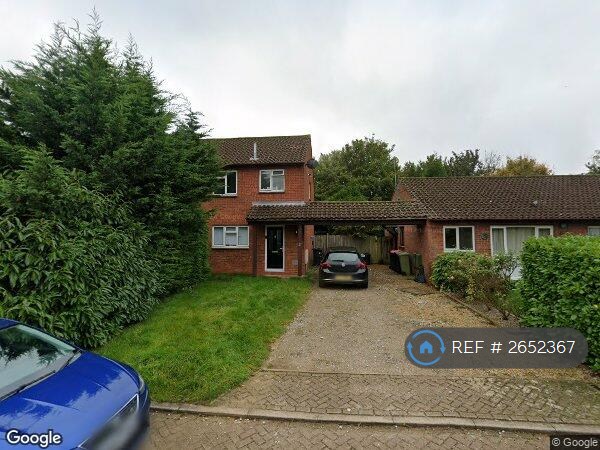 2 bedroom house in Challacombe, Furzton, Milton Keynes, MK4 (2 bed) (#2652367)