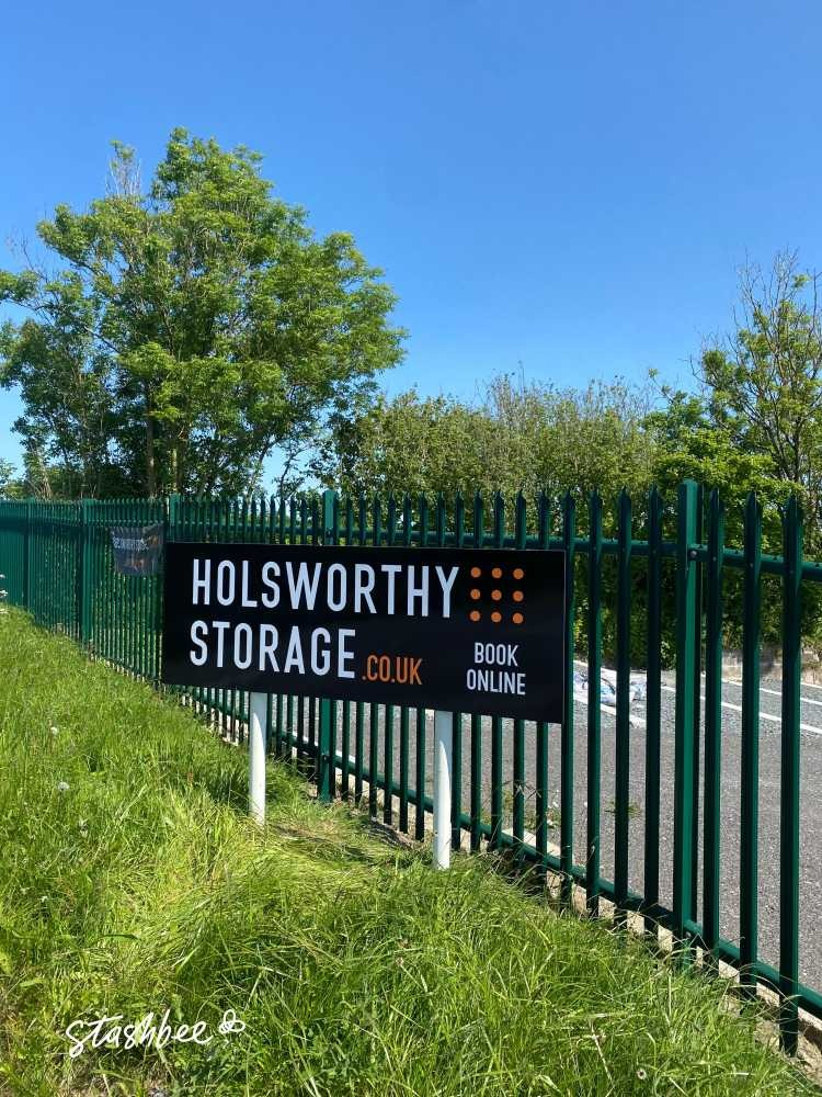 Fantastic 160 Sq Ft Shipping Container available to rent in Holsworthy (EX22)