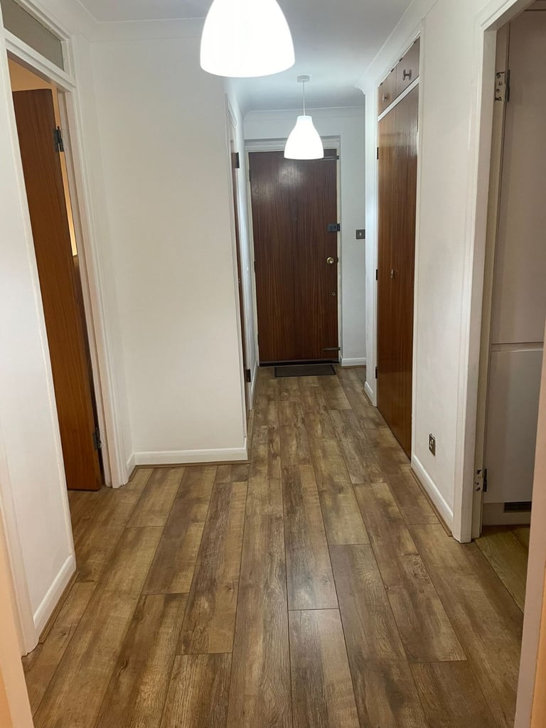 Stunning 3 bedroom hoouse for rent located in Enfield EN8! FIRST TO VIEW WILL TAKE