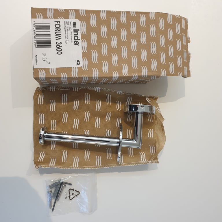 X4 NEW TOILET ROLL HOLDERS. CHROME. INDIA FORUM.  NEVER USED. £45 for 4 or  £12 each. 