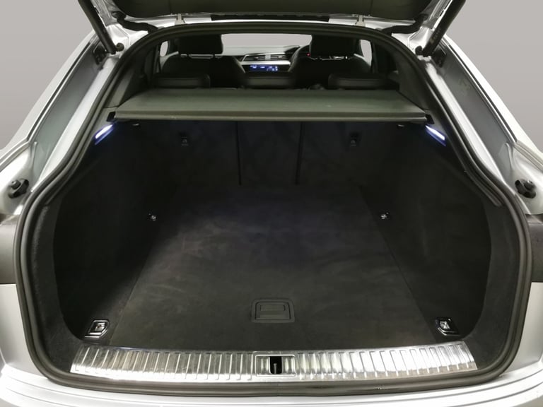 2022 Audi e-tron 55 S line Sportback 5dr Electric Auto quattro 95kWh (11kW Charger) (408 ps) Suv ...