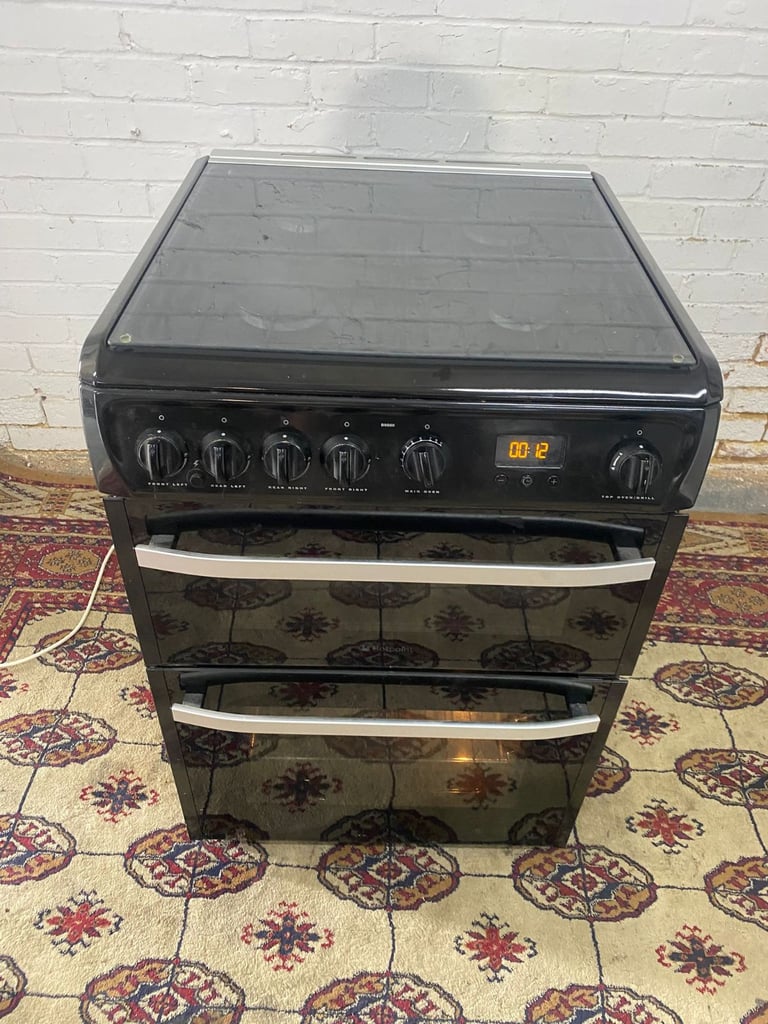 HotPoint Black 60CM Gas Cooker With Oven/Grill For Sale 