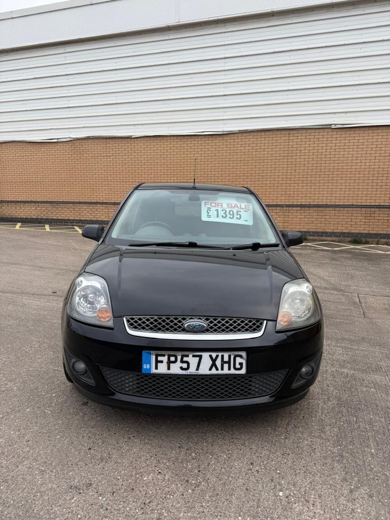 FORD FIESTA 1.3 Zetec Climate 2007 - Image 3
