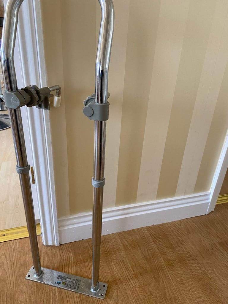 image for Bath/bed aid handle (fixes to the floor) good condition 