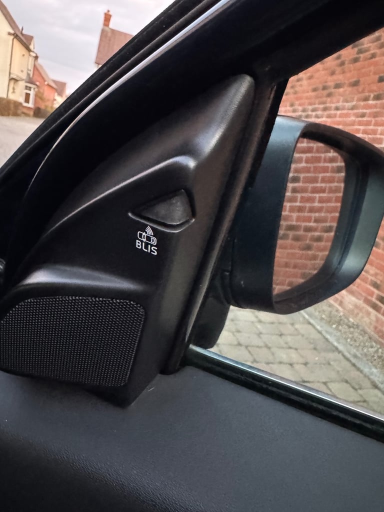 Volvo, XC60, Estate, 2010, Manual, 1984 (cc), 5 doors