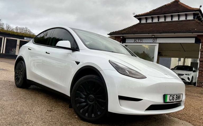 2023 Tesla Model Y Model Y RWD 5dr SUV Electric Automatic