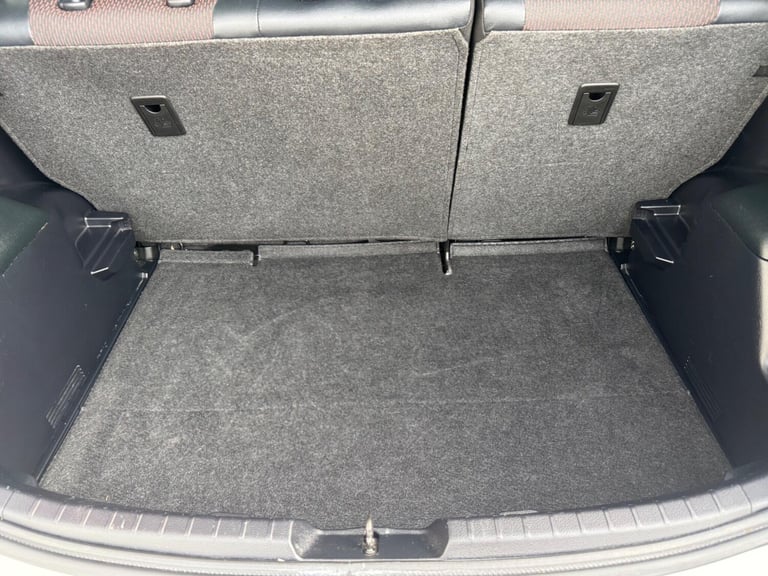 2012 Toyota Yaris 1.33 VVT-i Trend 5dr HATCHBACK PETROL Manual