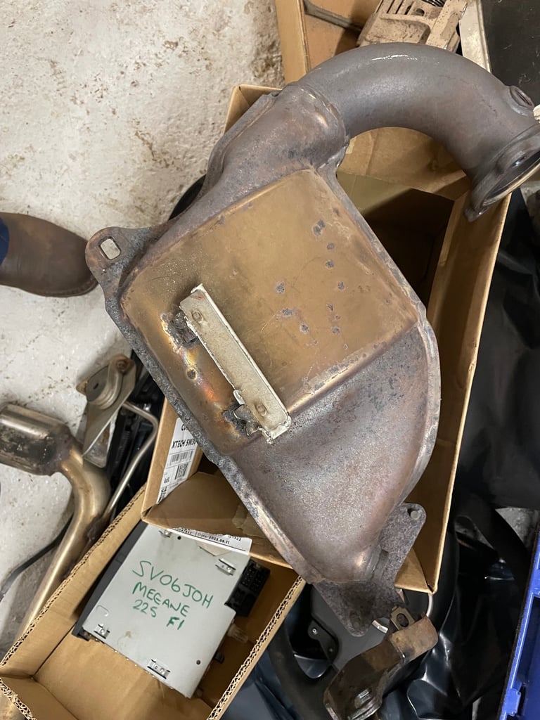 Catalytic converter for scrap 